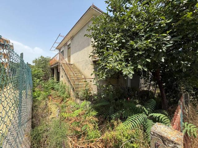 Villa Indipendente in vendita a Città Sant'angelo, Abruzzo