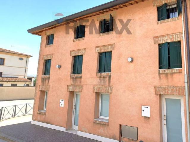 Villa Indipendente in vendita a Cittadella, Veneto