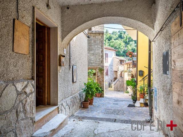 Villa Indipendente in vendita a Cittaducale, Lazio