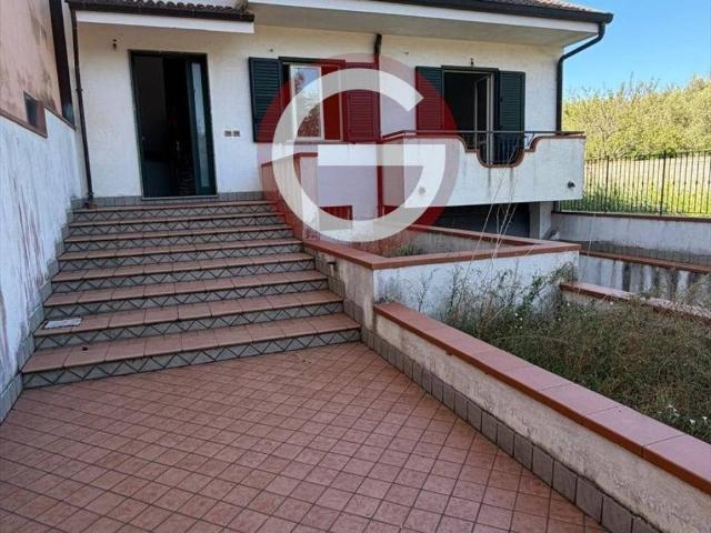 Villa Indipendente in vendita a Calabria, Reggio Calabria