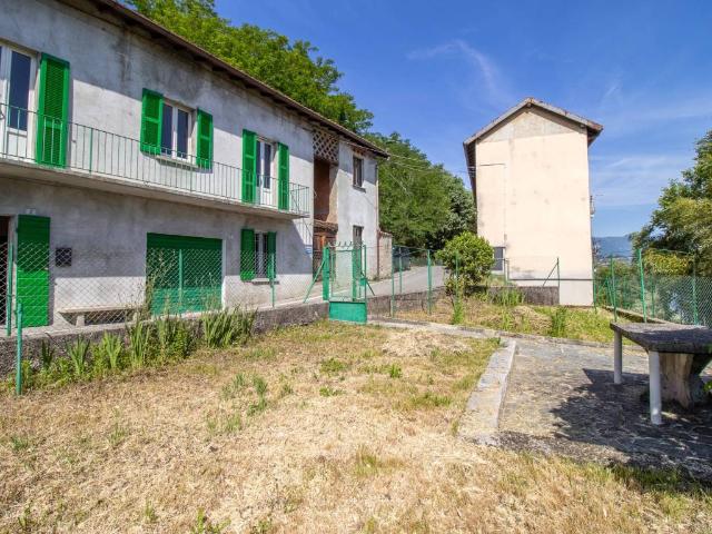 Villa Indipendente in vendita a Civate, Lombardia