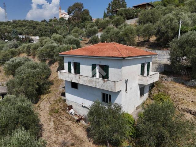 Villa Indipendente in vendita a Civezza, Liguria