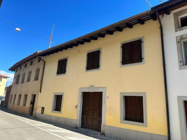 Villa Indipendente in vendita a Borgo di Ponte, Cividale Del Friuli