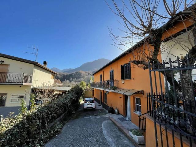 Villa Indipendente in vendita a Civita D'antino, Abruzzo