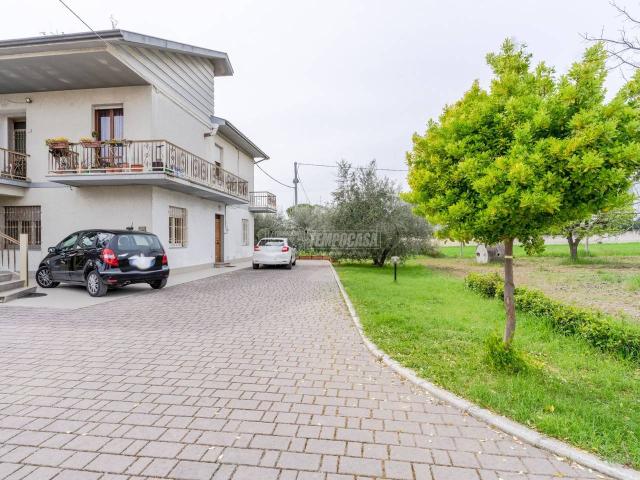 Villa Indipendente in vendita a Marche, Macerata