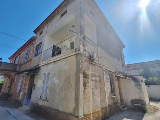 Villa Indipendente in vendita a Marche, Macerata
