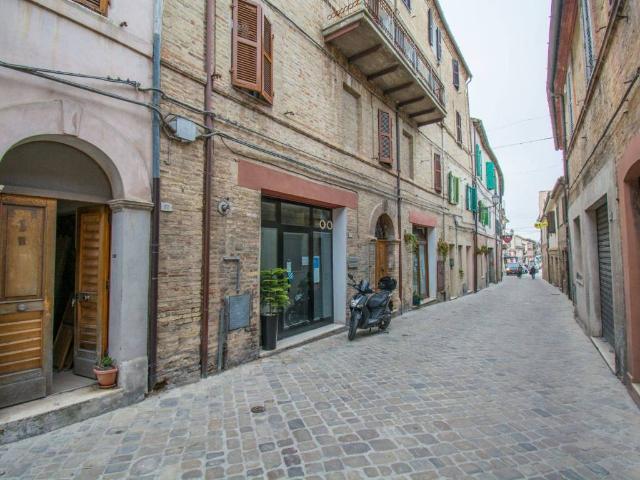Villa Indipendente in vendita a Contrada Celeste, Marche