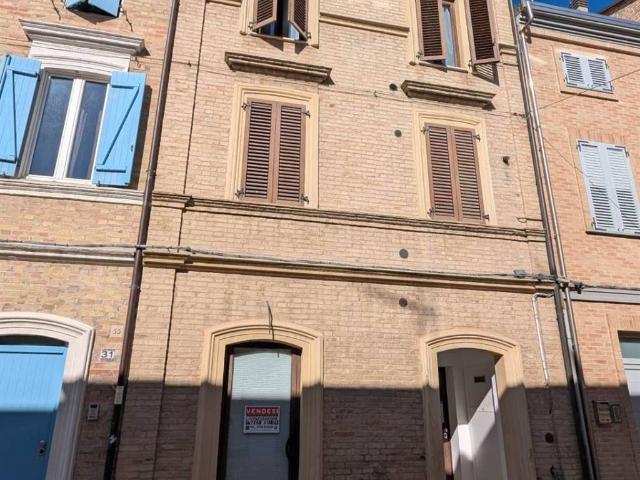Villa Indipendente in vendita a San Marone, Marche