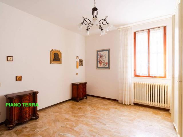 Villa Indipendente in vendita a San Marone, Marche