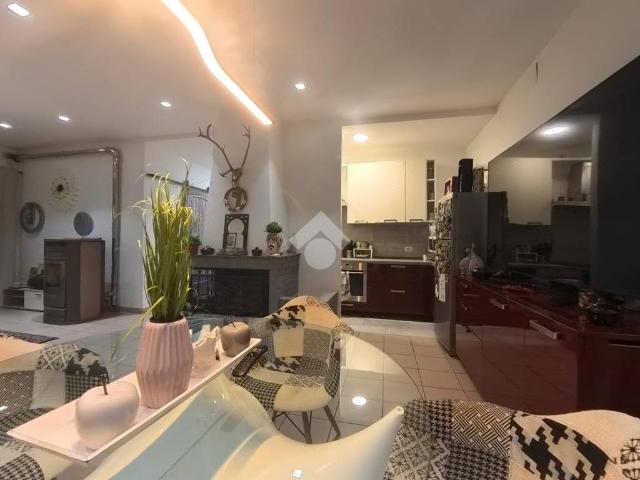 Villa Indipendente in vendita a Marche, Macerata