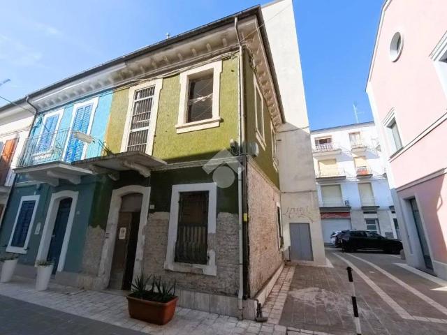 Villa Indipendente in vendita a Marche, Macerata