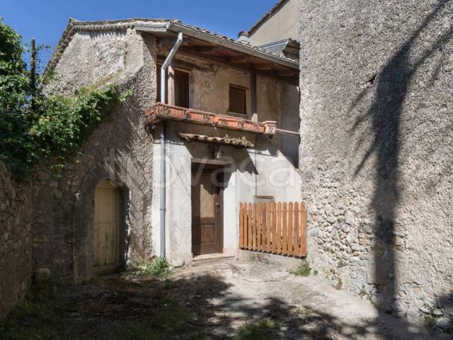 Villa Indipendente in vendita a Acropoli di Civitavecchia, Arpino