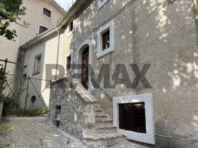 Villa Indipendente in vendita a Civitella Alfedena, Abruzzo