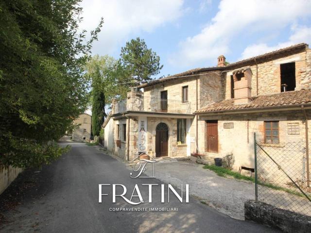 Villa Indipendente in vendita a Unione dei Comuni della Val Vibrata, Civitella Del Tronto