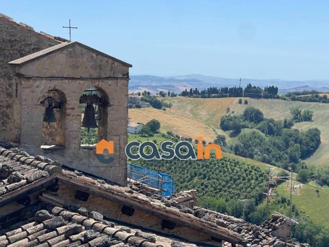 Villa Indipendente in vendita a Unione dei Comuni della Val Vibrata, Civitella Del Tronto