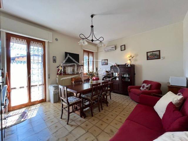 Villa Indipendente in vendita a Unione dei Comuni della Val Vibrata, Civitella Del Tronto