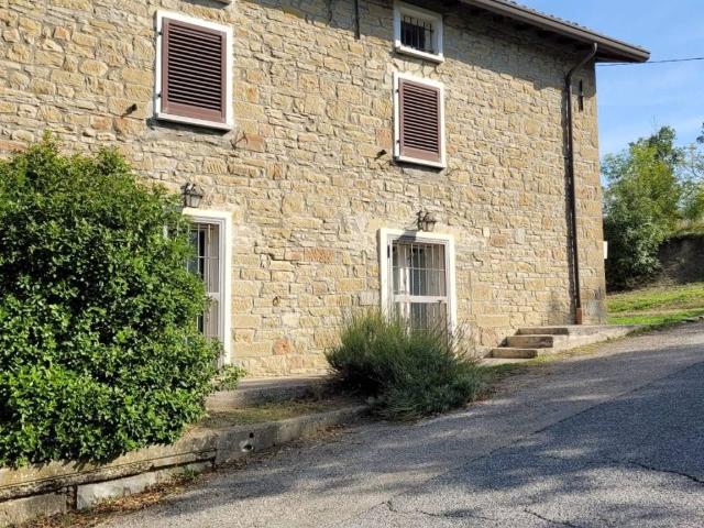 Villa Indipendente in vendita a Unione di Comuni della Romagna Forlivese, Cusercoli