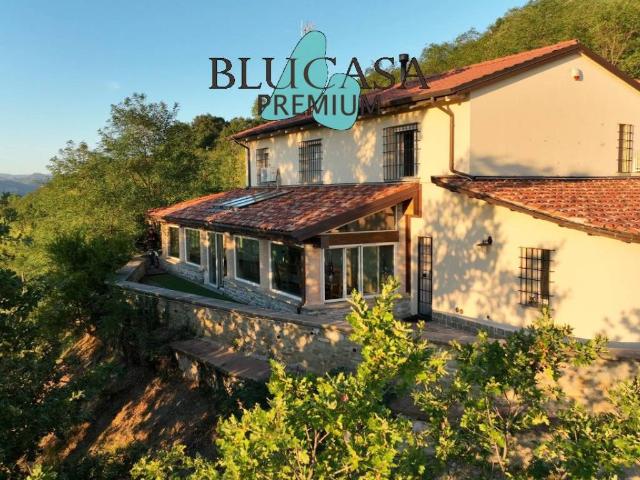 Villa Indipendente in vendita a Unione di Comuni della Romagna Forlivese, Cusercoli