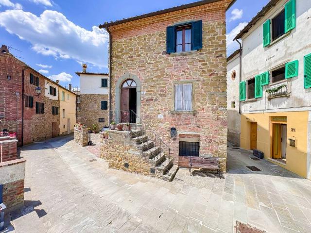 Villa Indipendente in vendita a Civitella in Val di Chiana, Ciggiano