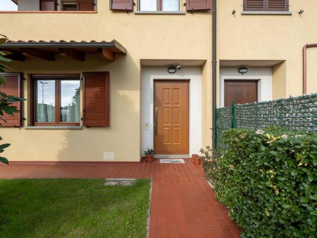 Villa Indipendente in vendita a Civitella in Val di Chiana, Viciomaggio
