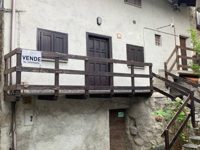 Villa Indipendente in vendita a Civo, Lombardia