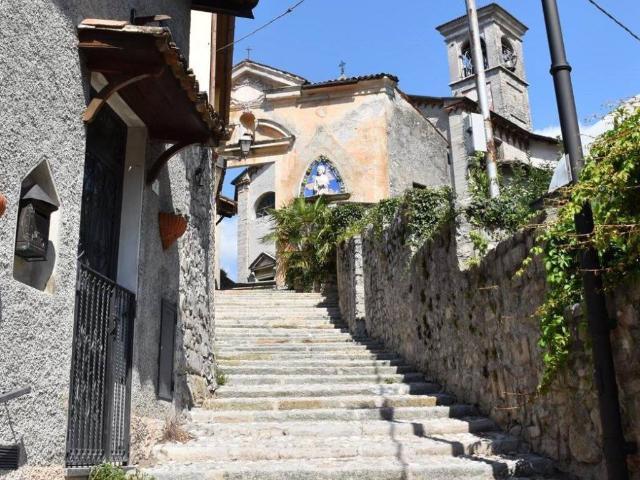 Villa Indipendente in vendita a Osteno, Claino con Osteno
