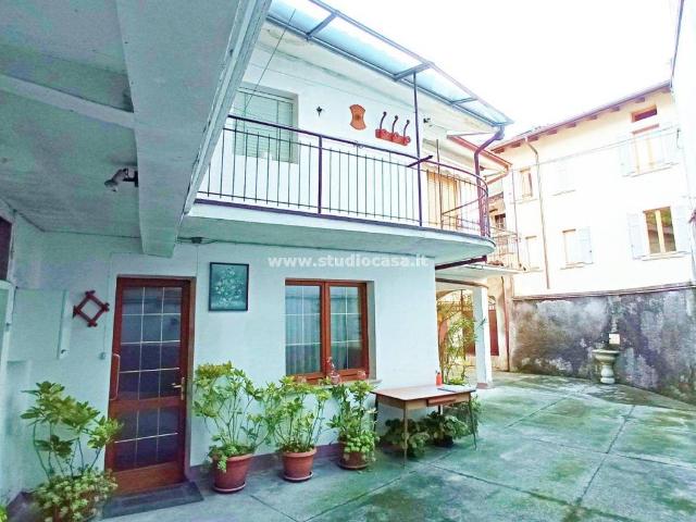 Villa Indipendente in vendita a Clusone, Lombardia