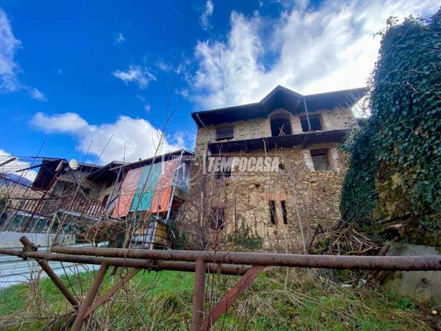 Villa Indipendente in vendita a Unione Montana di Comuni delle Valli di Lanzo, Ceronda e Casternone, Piemonte