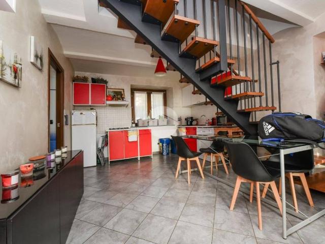 Villa Indipendente in vendita a Ruadamonte, Piemonte