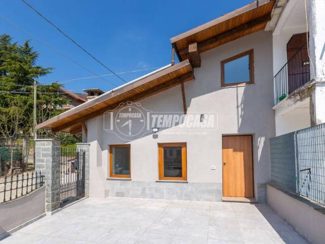 Villa Indipendente in vendita a Castagna, Piemonte