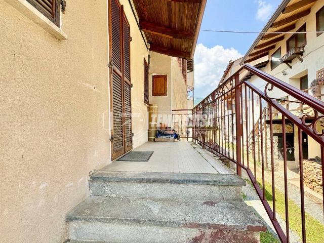 Villa Indipendente in vendita a Castagna, Piemonte