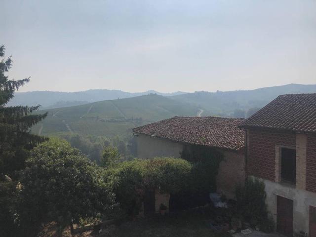 Villa Indipendente in vendita a Bricco di Neive, Neive