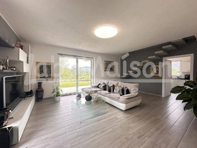 Villa Indipendente in vendita a Comunità Montana Valli del Verbano, Trevisago