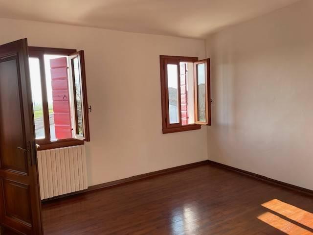 Villa Indipendente in vendita a Correzzola, Veneto