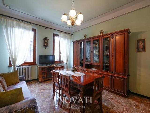 Villa Indipendente in vendita a Codogno, Lombardia