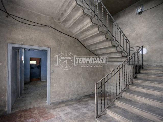 Villa Indipendente in vendita a Cogliate, Lombardia