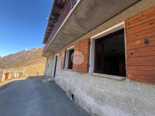Villa Indipendente in vendita a Cogne, Aosta