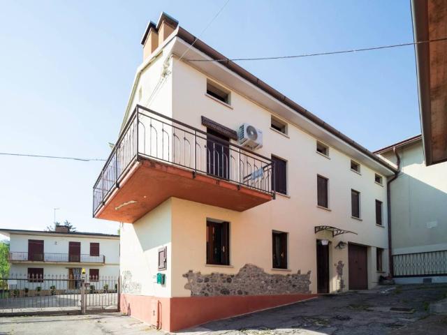 Villa Indipendente in vendita a Mason Vicentino, Veneto