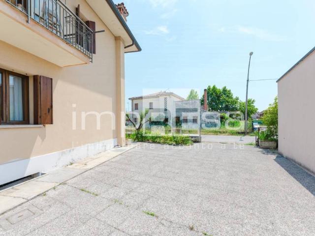 Villa Indipendente in vendita a Colfosco, Susegana