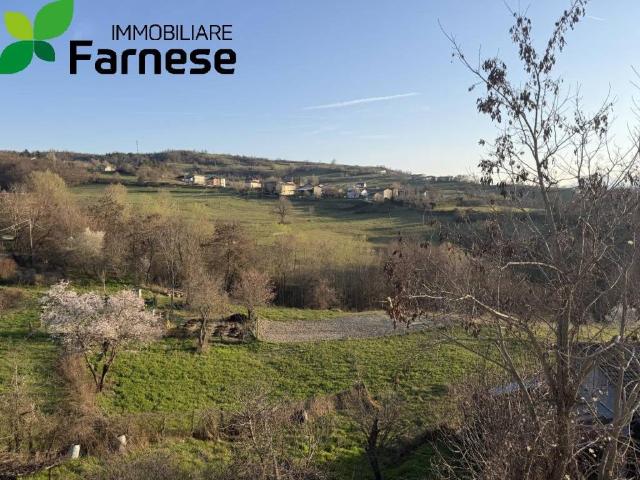 Villa Indipendente in vendita a Bobbio, Reggio Emilia