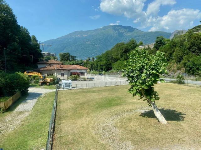 Villa Indipendente in vendita a Dorio, Lombardia