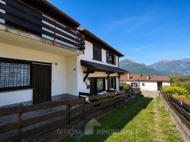 Villa Indipendente in vendita a Chiaro, Colico