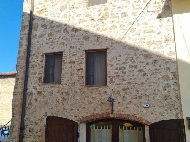 Villa Indipendente in vendita a La Badia, Colle Di Val D'elsa