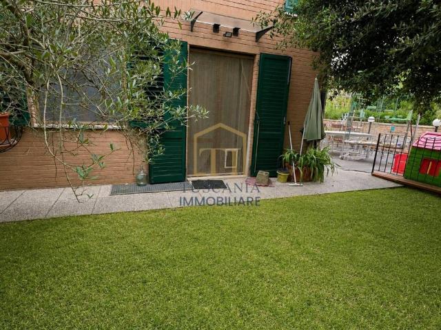 Villa Indipendente in vendita a Campiglia dei Foci, Colle Di Val D'elsa