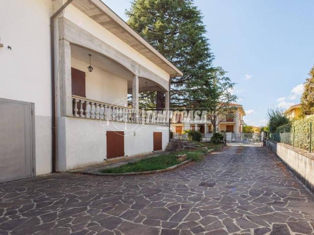 Villa Indipendente in vendita a Gaiano, Collecchio