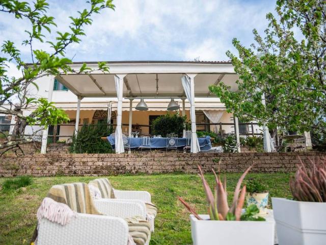 Villa Indipendente in vendita a Pietreto, Collesalvetti