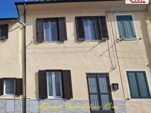 Villa Indipendente in vendita a Collesalvetti, Toscana