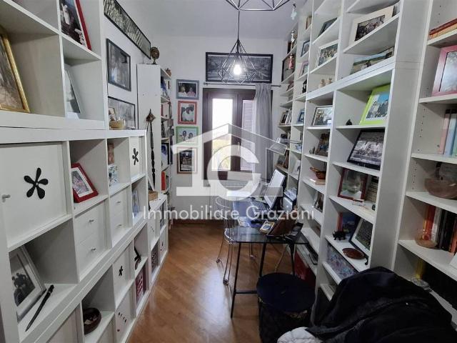 Villa Indipendente in vendita a Collesalvetti, Toscana