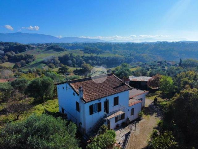 Villa Indipendente in vendita a Collevecchio, Lazio