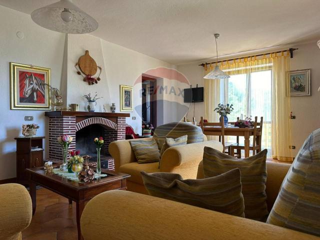 Villa Indipendente in vendita a Colli A Volturno, Molise